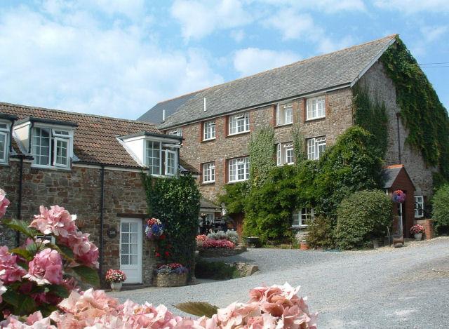 West Pusehill Farm Cottages