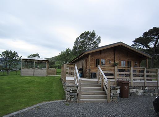 Maengwynedd Log Cabins