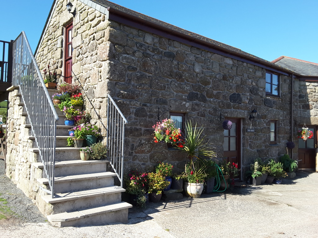 Tredinney Farm Self Catering