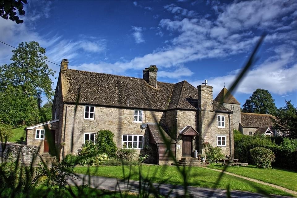 Bridge Farmhouse