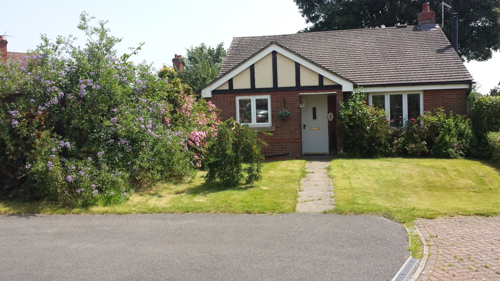 Oakpond Cottages