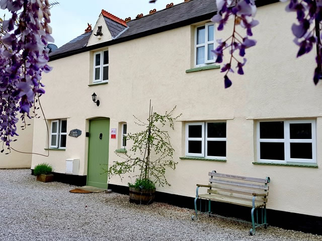 Vale View Cottages