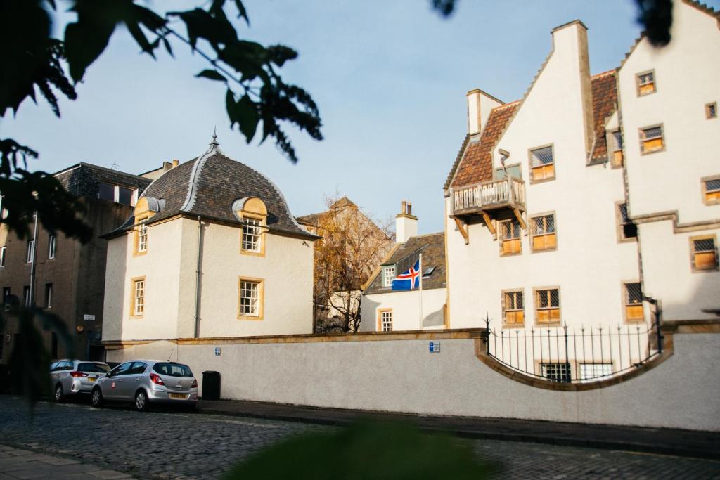 Pavilion at Lamb's House