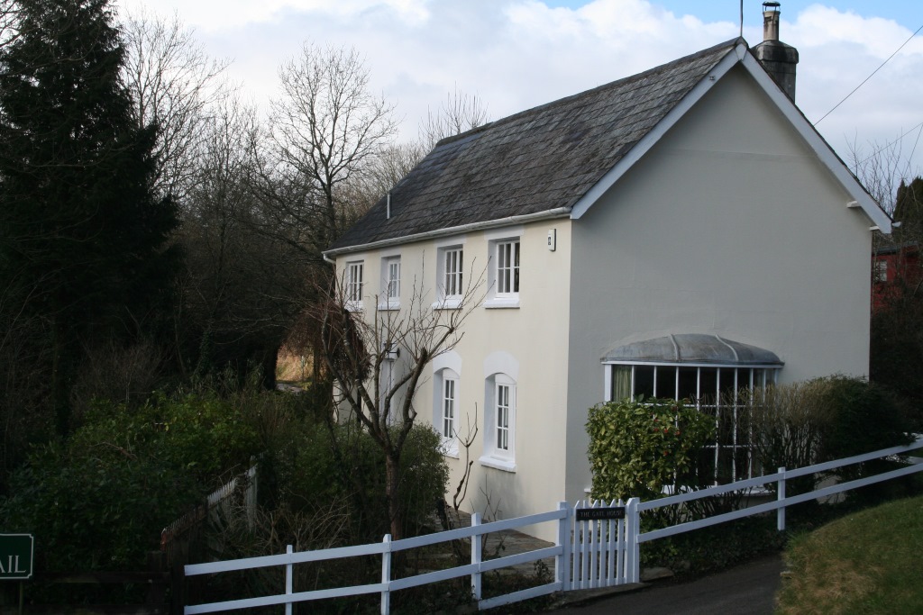 The Gate House & The Halt