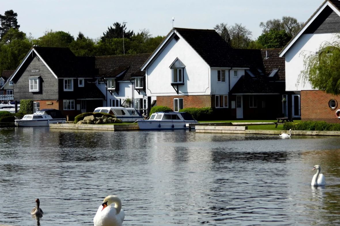 Wherry & Albion Cottage