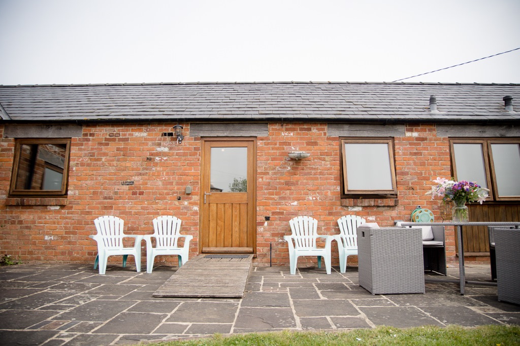 Middle Huntingford Barns