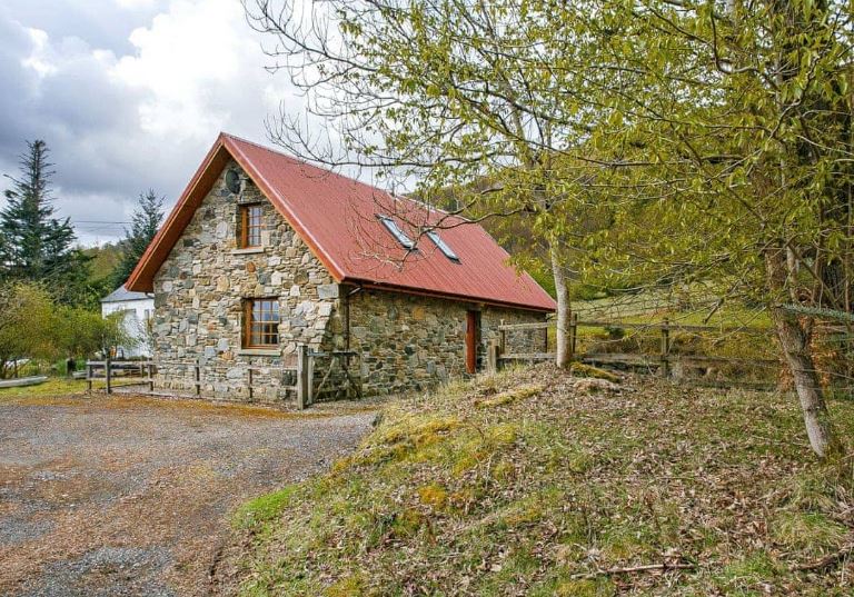 Lochside Cottages & Chalets