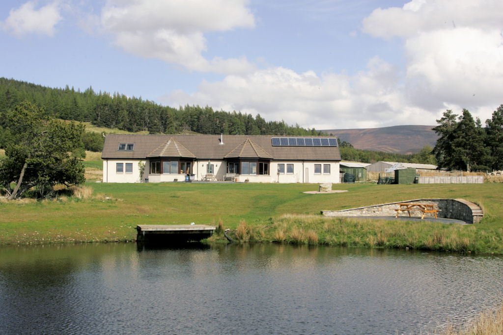 Lochan Lodge