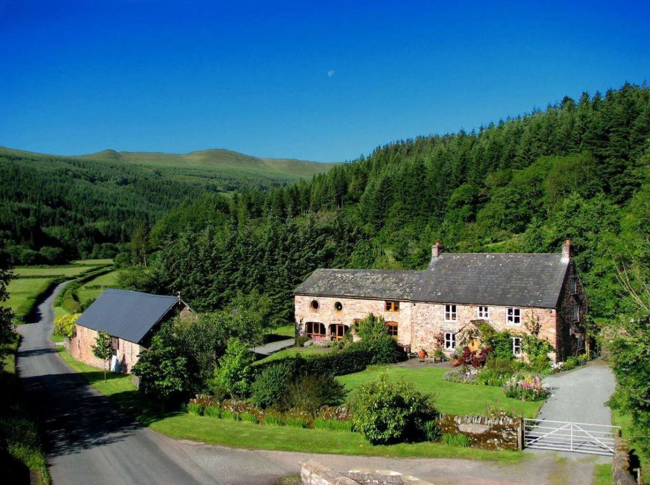 Abercynafon Farm Barn