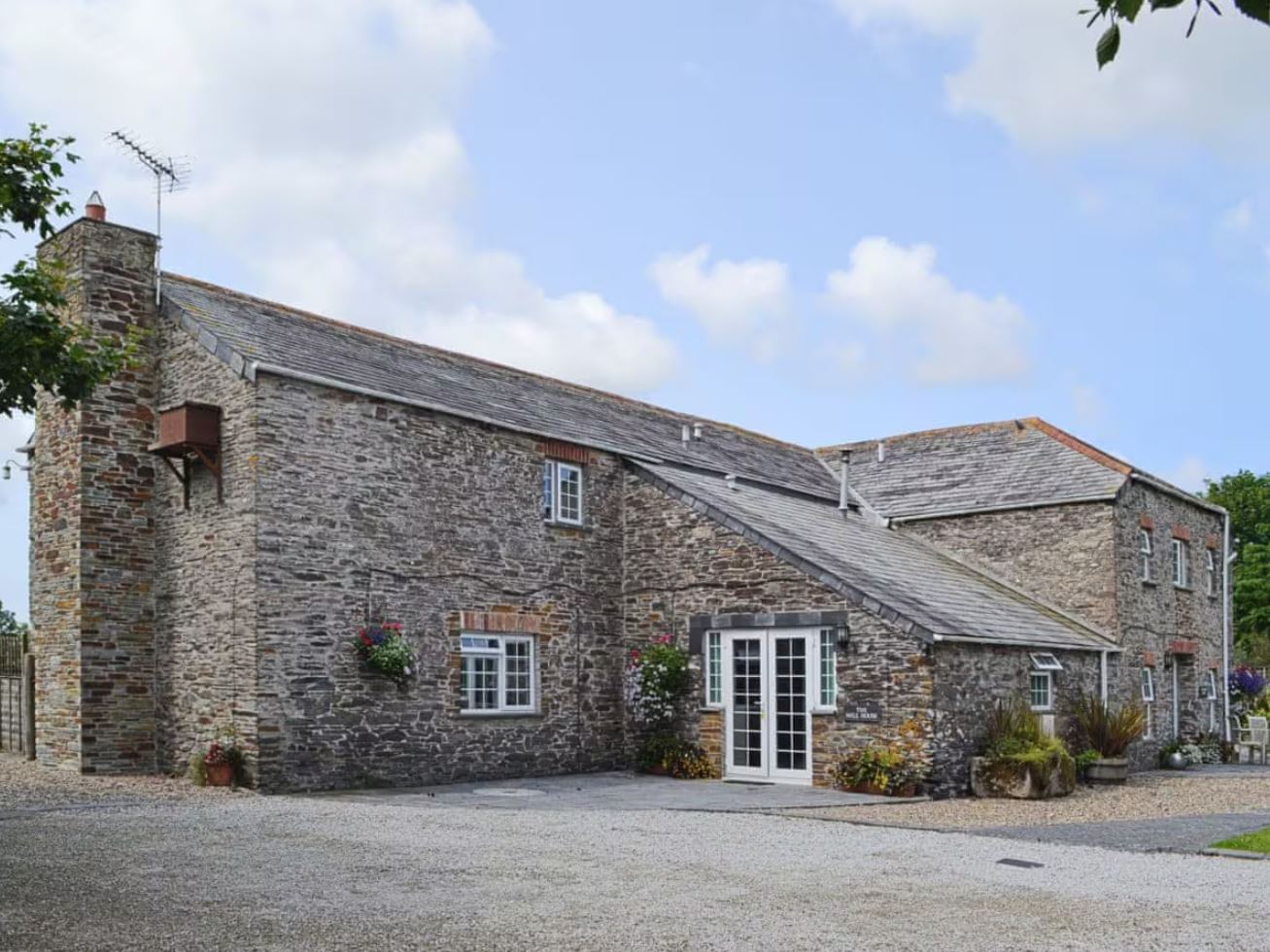 Great Bodieve Farm Barns