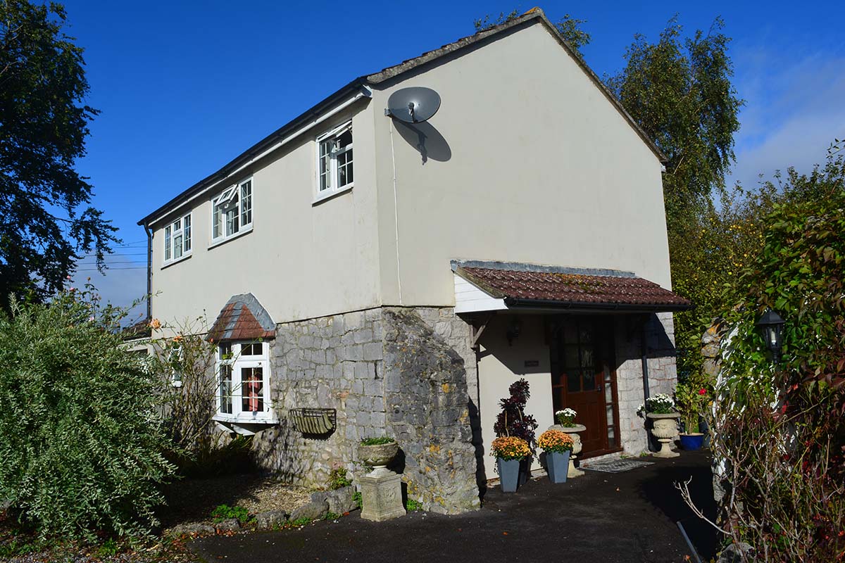 Somerset Court Cottages