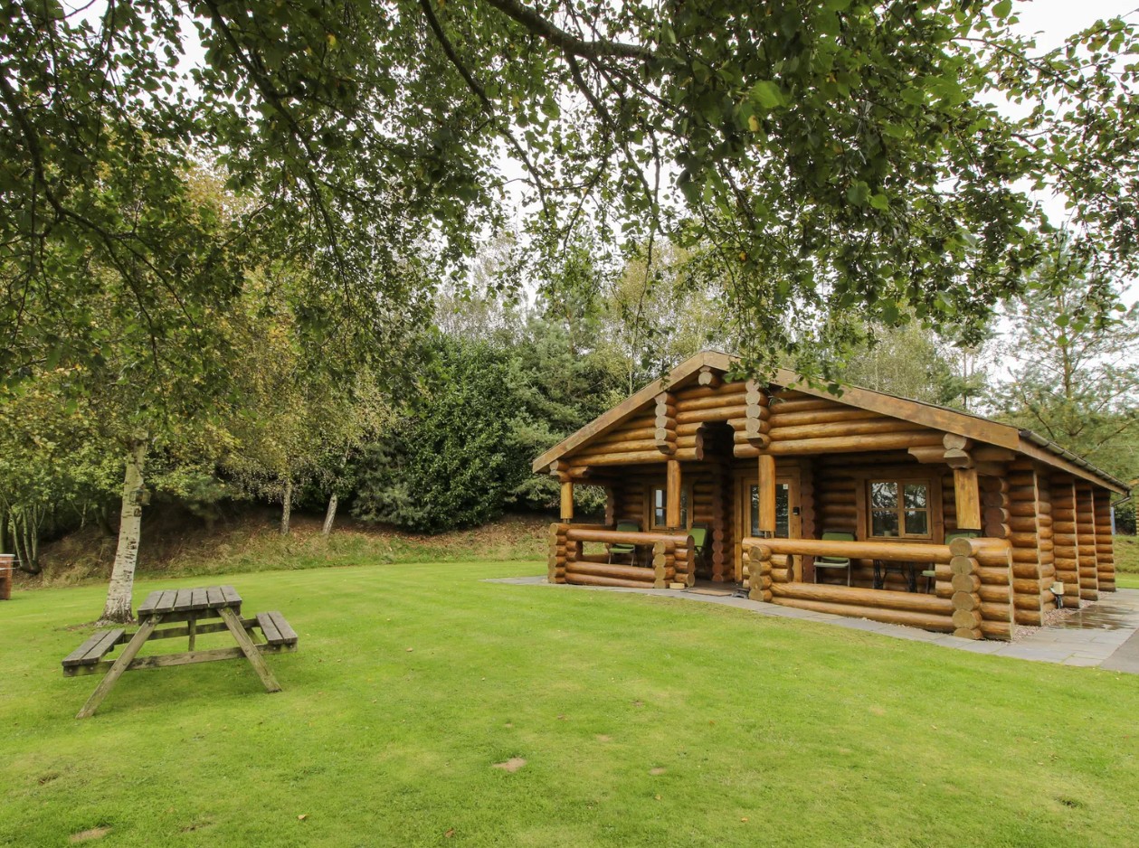 Brynallt Country Park Log Cabins